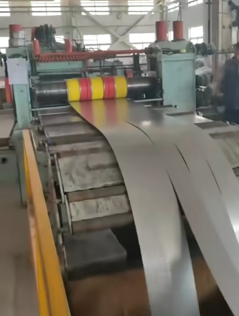 1350 Slitting Line