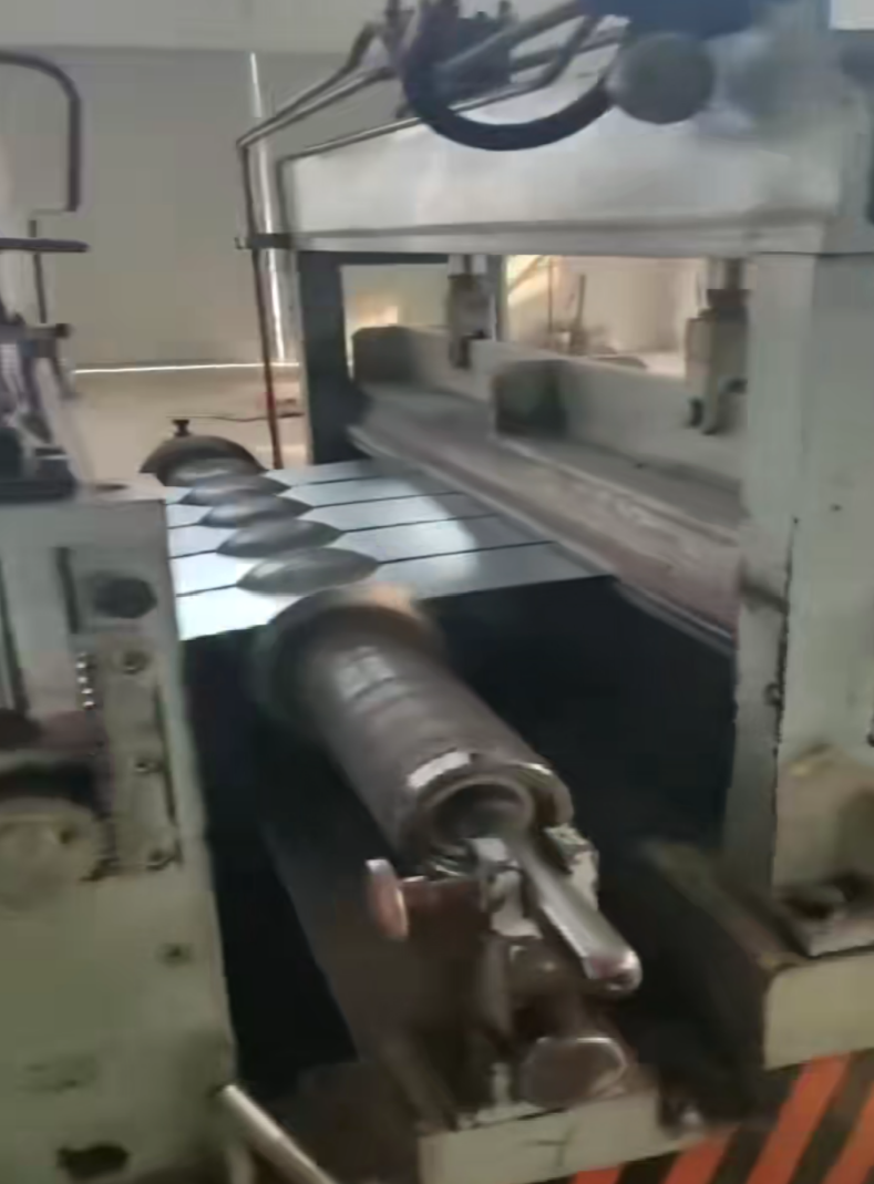 1350 Slitting Line