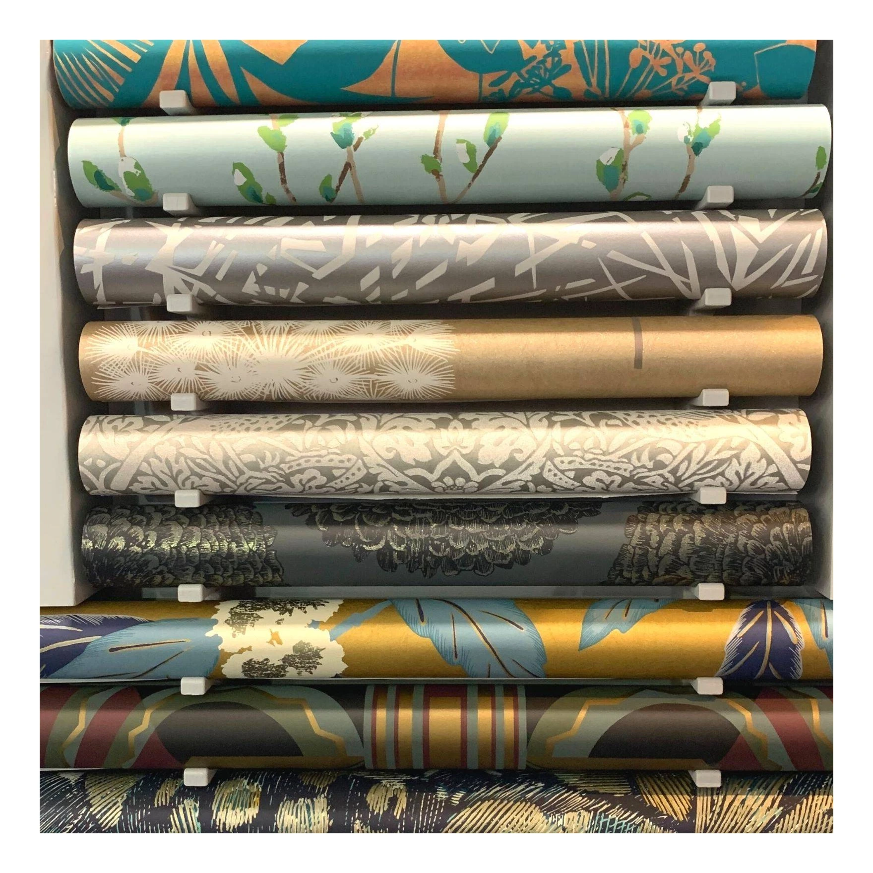 2022 Hot Sale Golden Foil 3D Flower Wallpaper Modern Designs for Home and Bedroom Waterproof Bright Free Sample From China