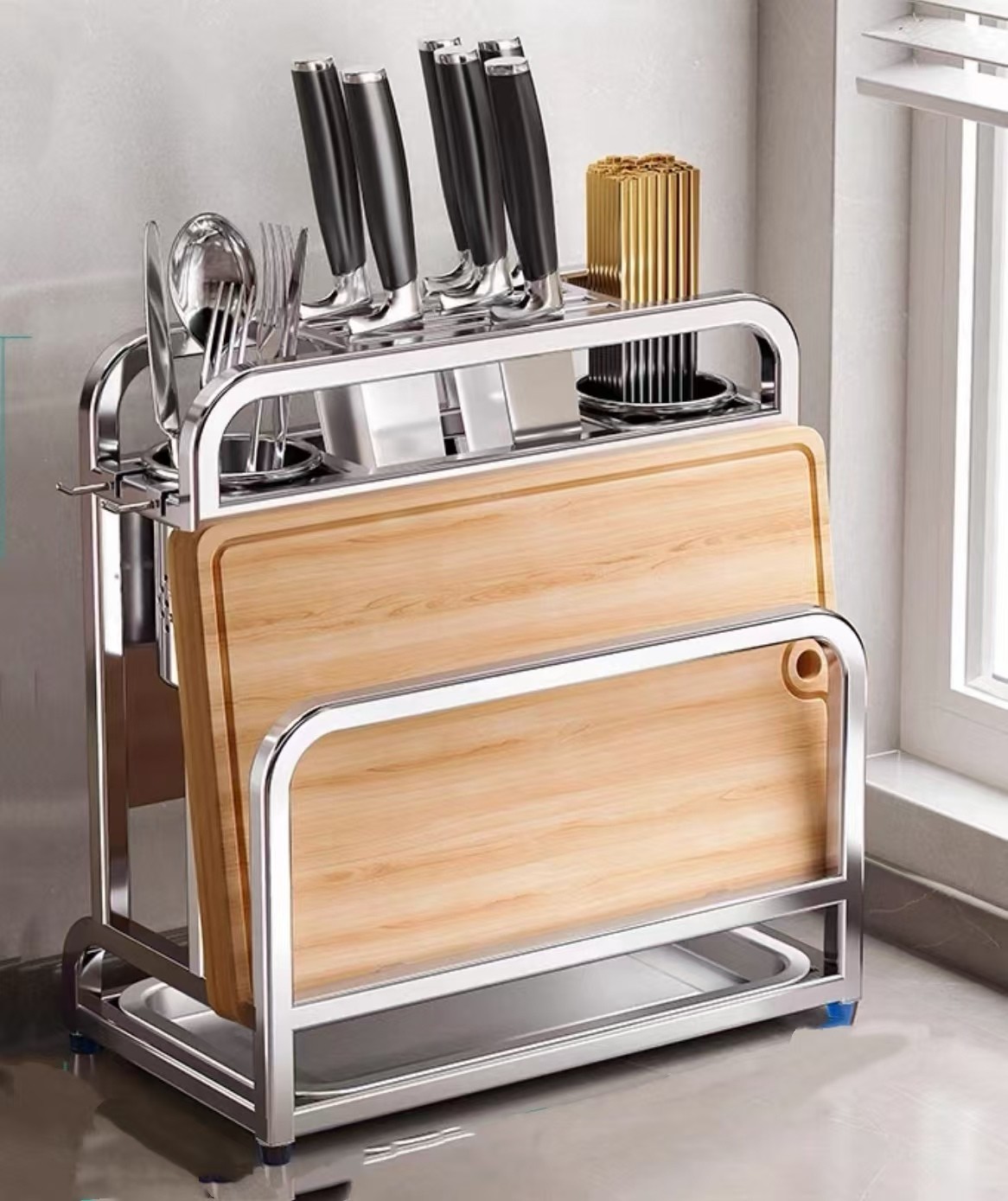 The multi-functional kitchen shelf
