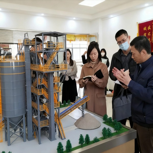 A delegation from Bureau of Industry and Information Technology and the Policy Development Research Center visited Ninon for research and guidance