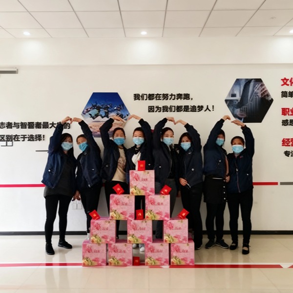 Le printemps masqué, une journée de la femme unique