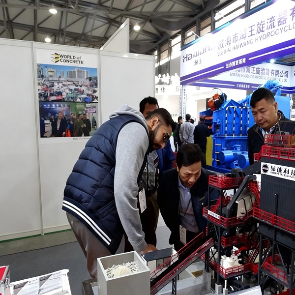 Highlights Review of Ninon's Exhibition in December 2017