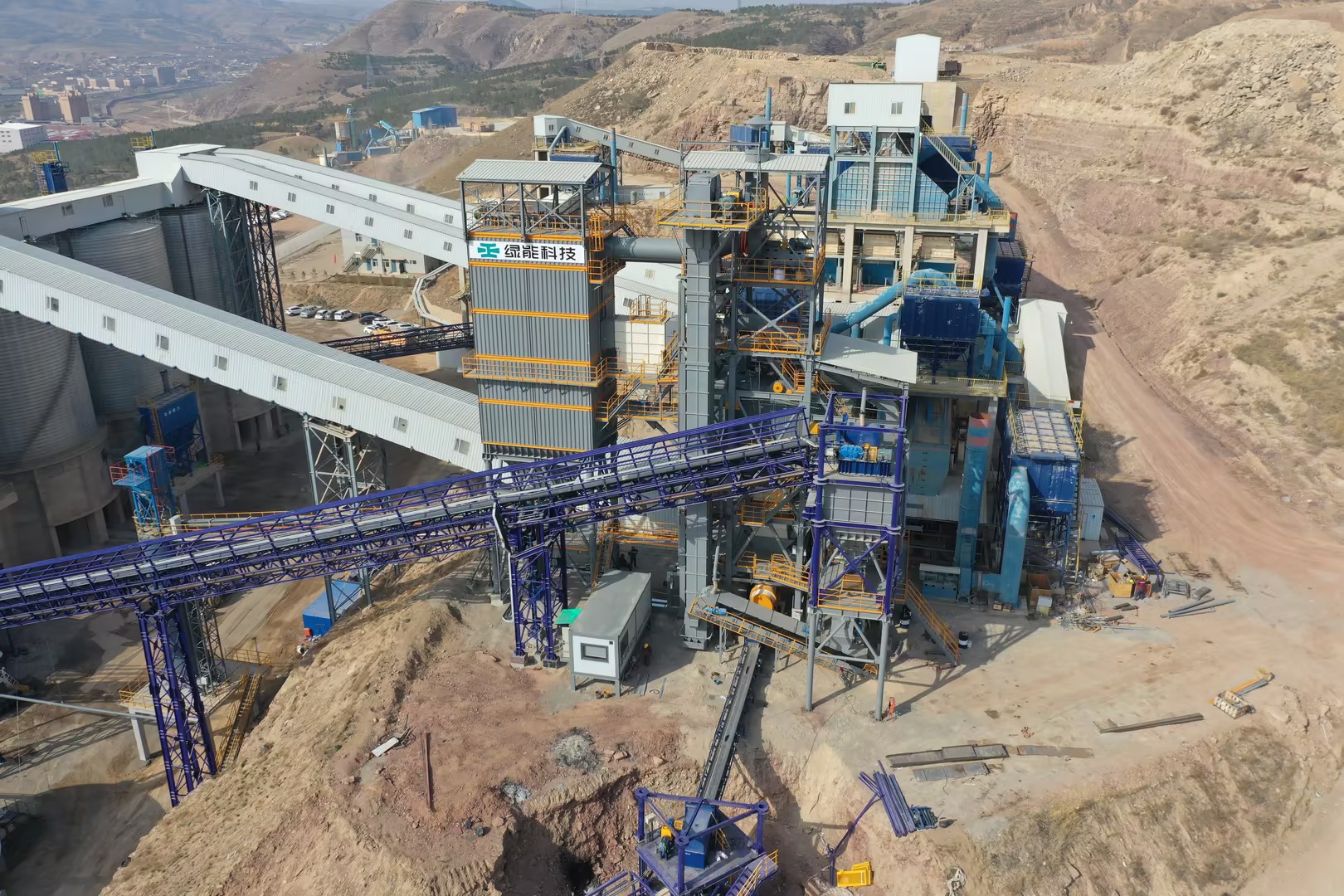 aggregate shaping and sand making plant