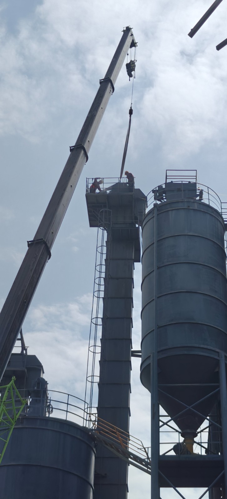 aggregate shaping and sand making plant