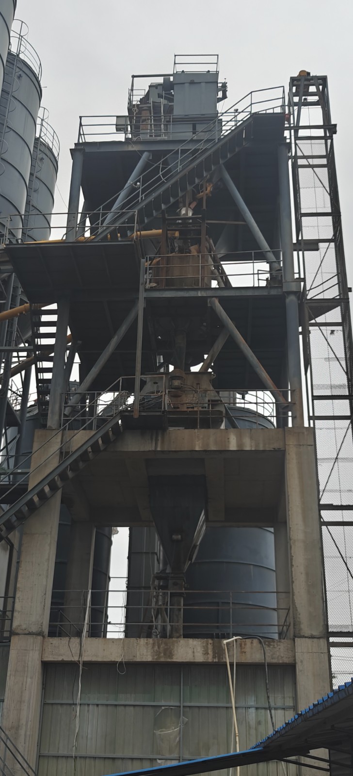 aggregate shaping and sand making plant
