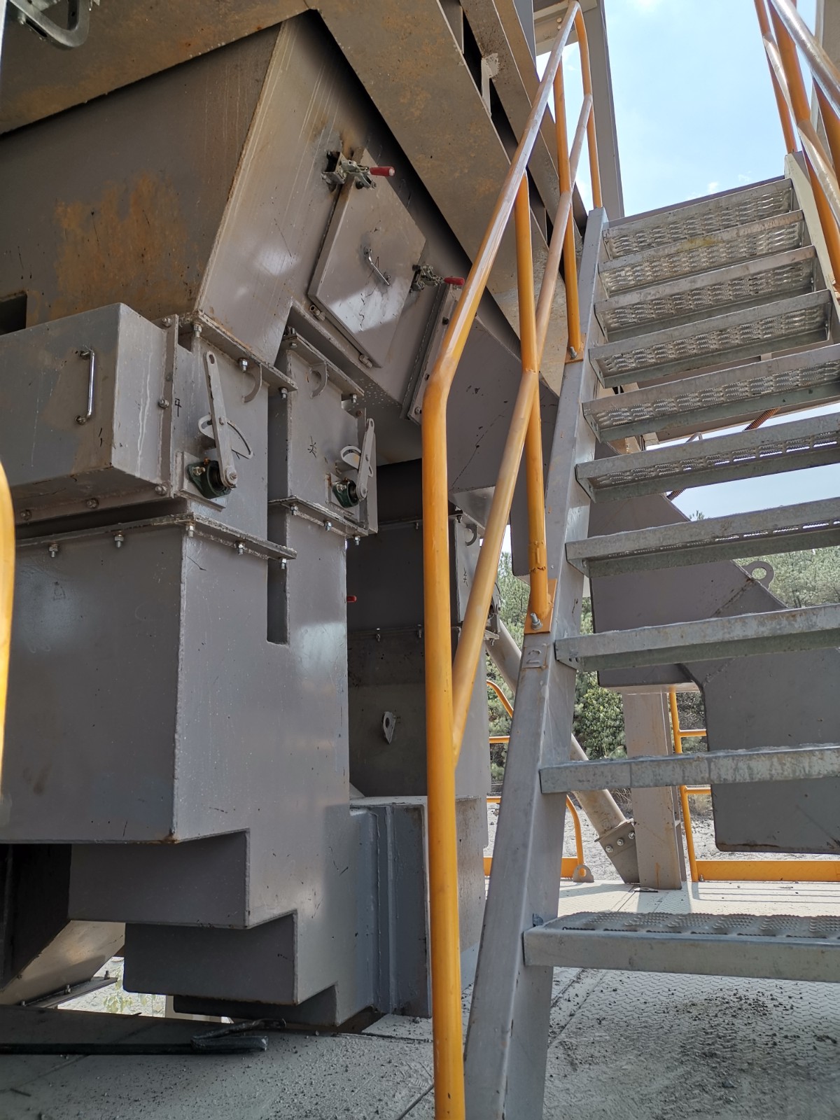 aggregate shaping and sand making plant