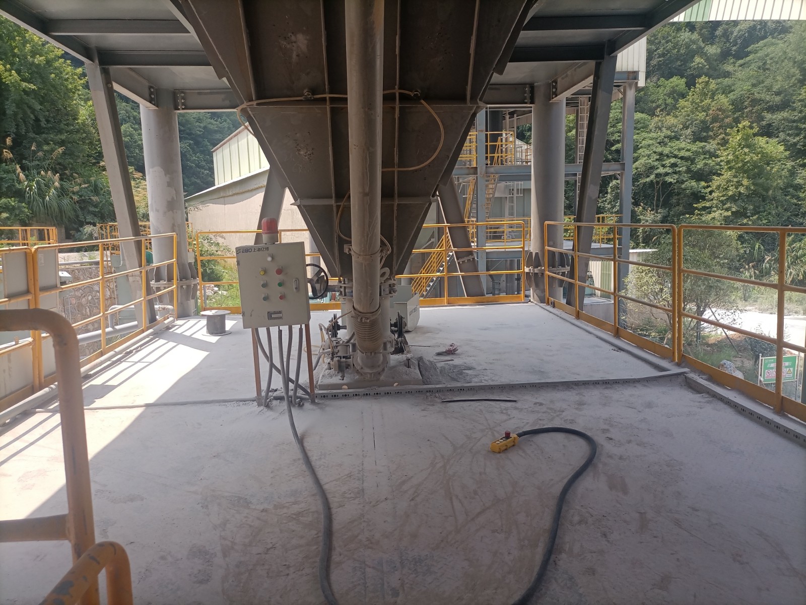 aggregate shaping and sand making plant