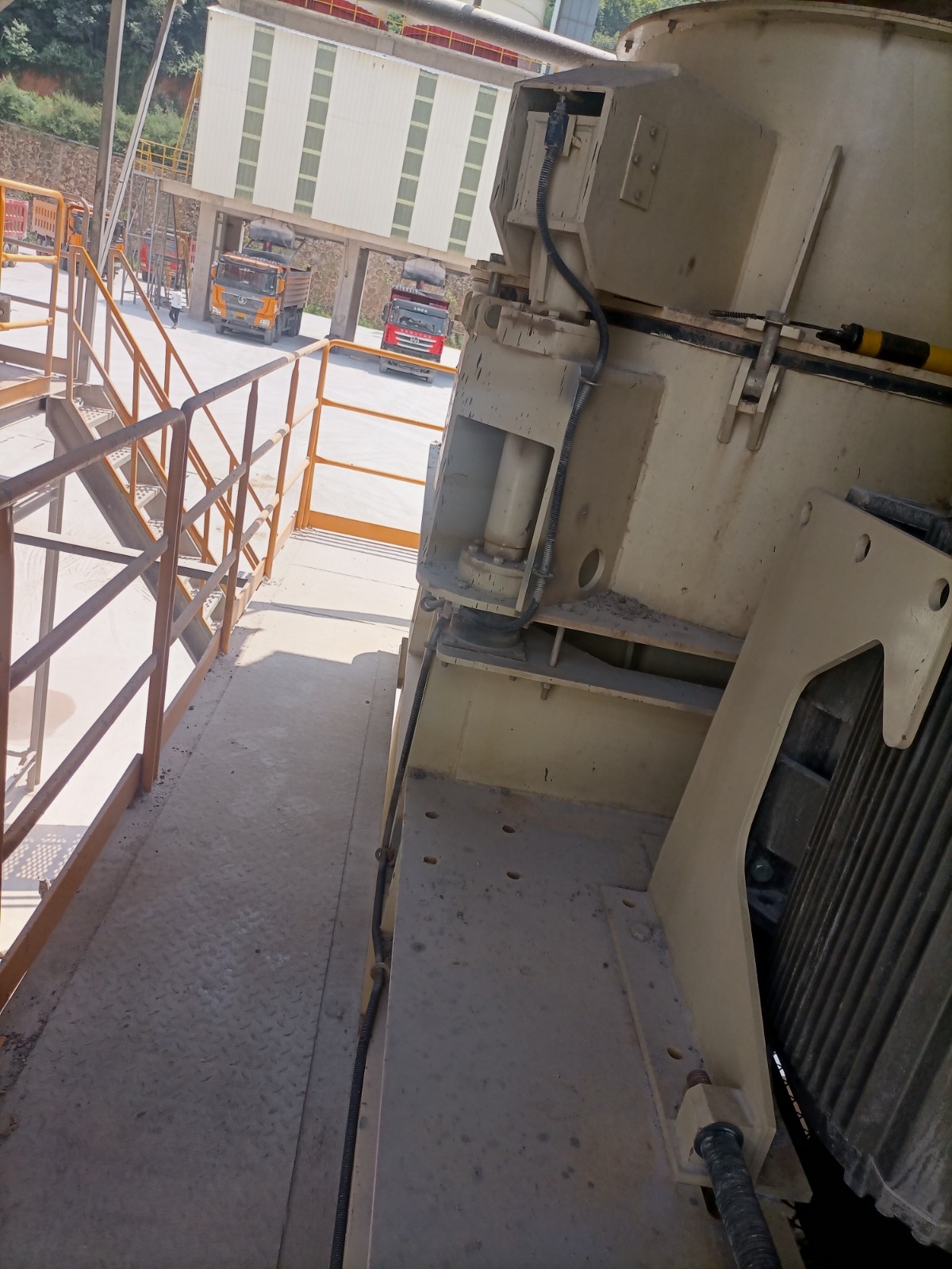 aggregate shaping and sand making plant