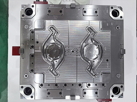 Automotive Exterior Trim Molds