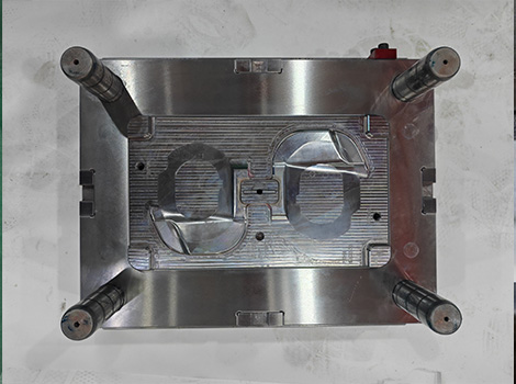 Medical Device Injection Molding Molds
