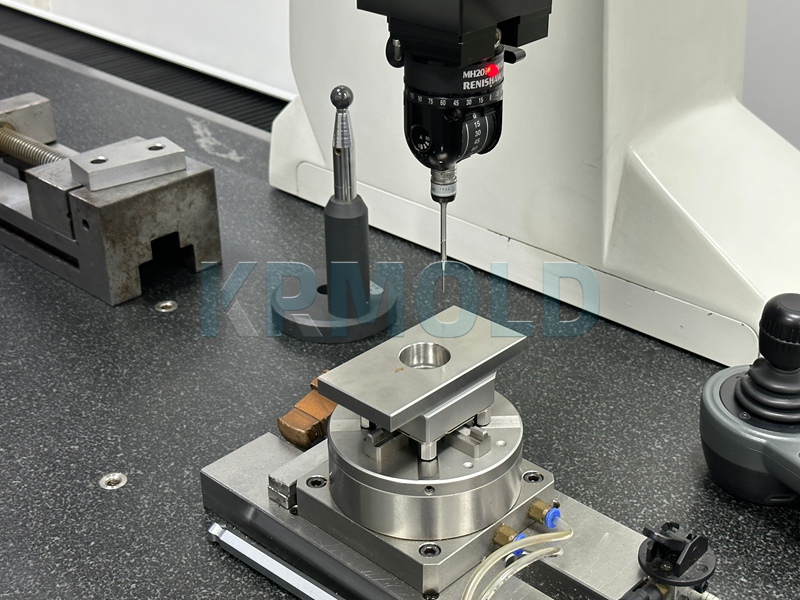 Injection Mold Quality Inspection Workshop