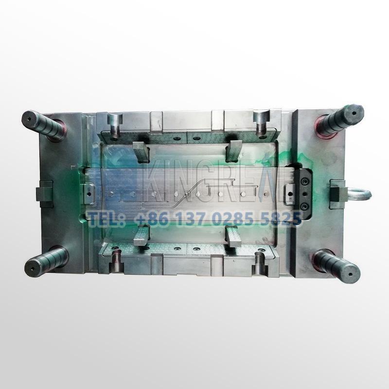 injection molded plastic auto parts