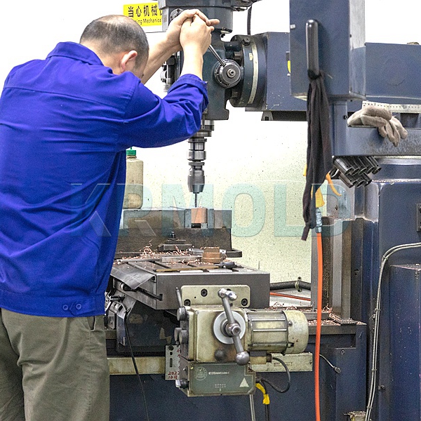 Importance of Automotive Wheel Arch Liner Injection Mold Manufacturing Precision