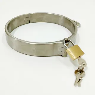 ブラックエンペラーメーカー新大人代替セックス玩具ポータブル304ステンレススチールボルトロック手錠と足首首輪