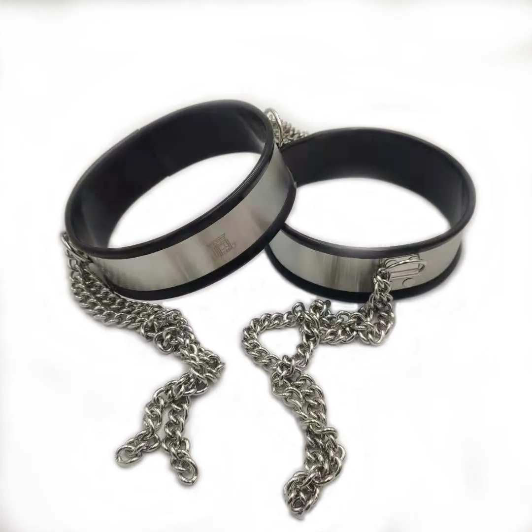 Farbiger Metall-Oberschenkelring BDSM Bondage-Set Edelstahl-Beinschellen Silikonschutz Metallkette Sexspielzeug für Paare