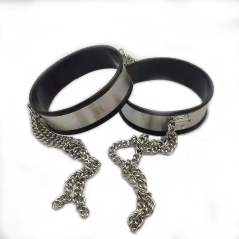 Kleur Metalen Dijbeen Ring BDSM Bondage Set Roestvrijstalen Beenboeien Siliconen bescherming Metalen Ketting Seksspeeltjes voor Koppels