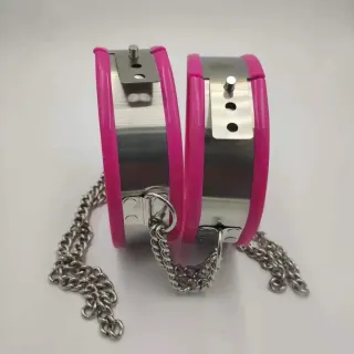 Farbiger Metall-Oberschenkelring BDSM Bondage-Set Edelstahl-Beinschellen Silikonschutz Metallkette Sexspielzeug für Paare
