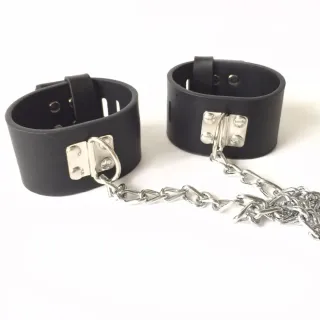 レザーボディハーネス手錠足首カフスとネックカラー大人のゲーム拘束具カップル向けセックス玩具奴隷BDSM手カフス