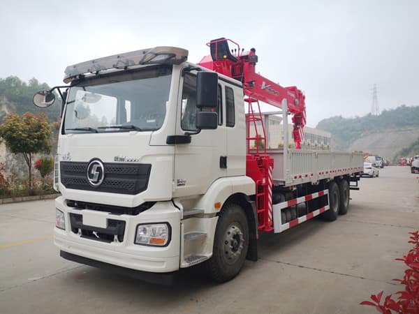 ​SHACMAN Delong Rear Dual Axle Truck-Mounted Crane​