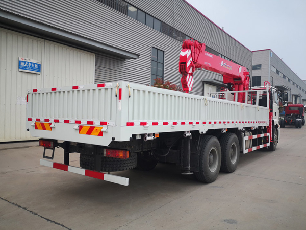 telescopic crane
