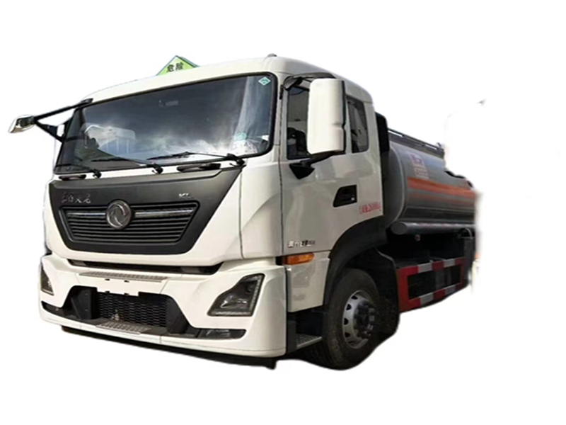 8*4 20000L Dongfeng tanker truck