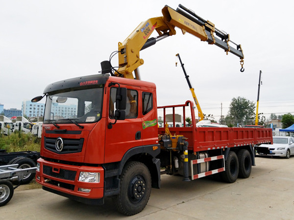 XCMG truck-mounted crane