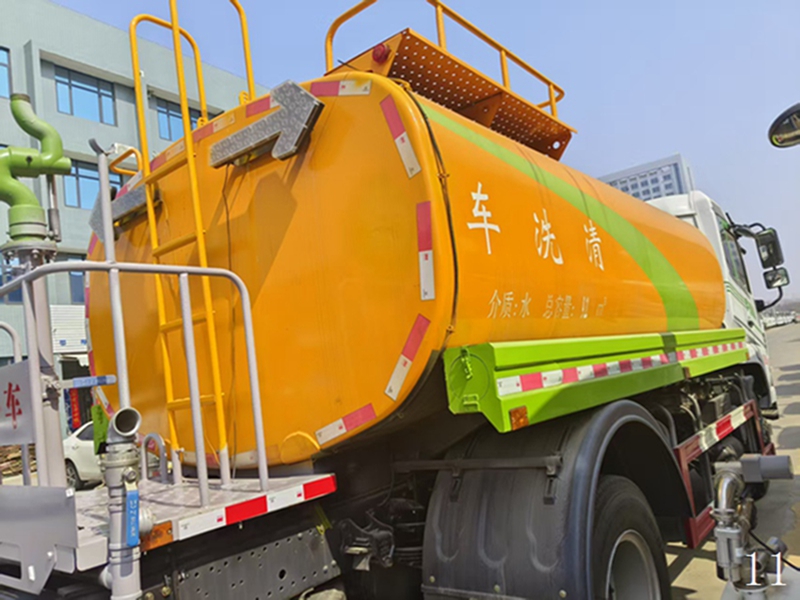 Dongfeng Furuika 4*2 12-Ton Diesel Watering Truck