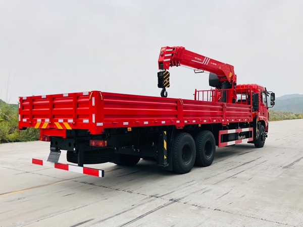 Sany 14-ton Truck Mounted Crane