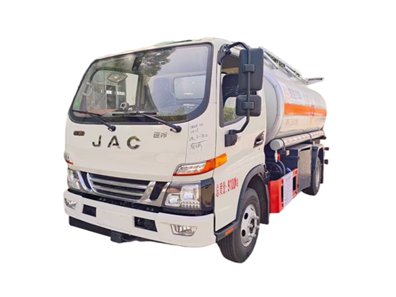 JAC New 7 Ton Oil Tanker 4x2 Drive Wheel Meter
