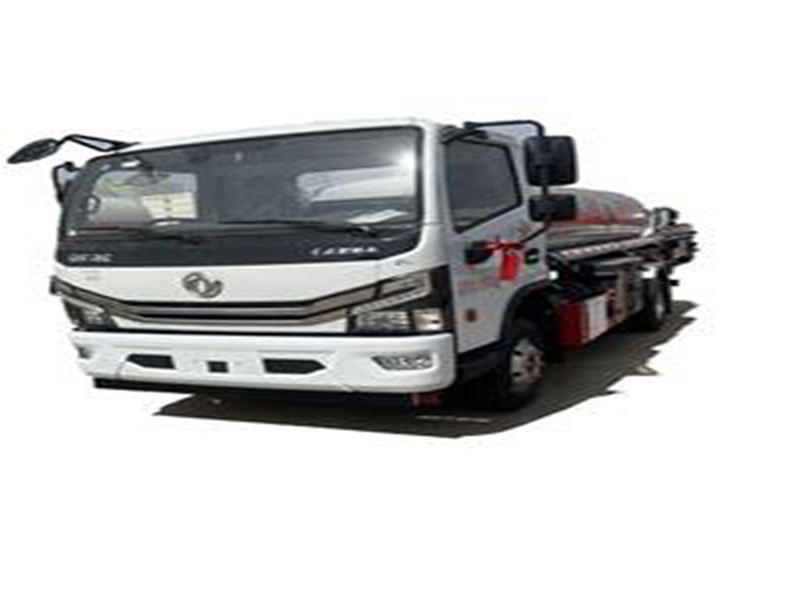 4×2dongfeng6100Loil tanker