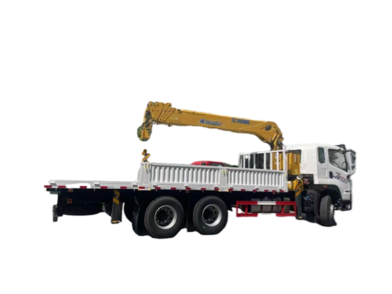 FAW 6×2 6-tons truck-mounted crane