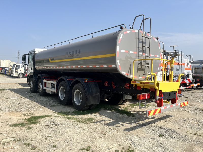 Selling sprinkler trucks
