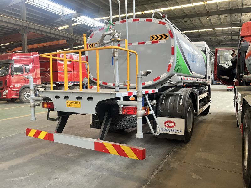 sprinkler truck