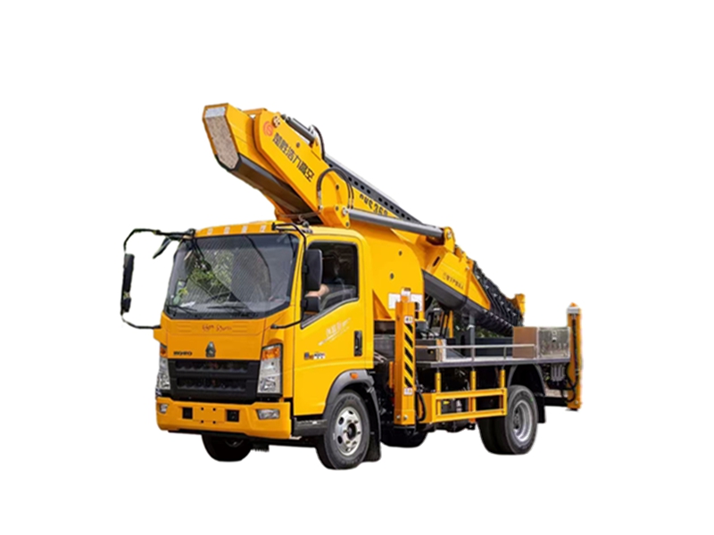 4*2 36 cubes 150HP howo aerial work vehicle