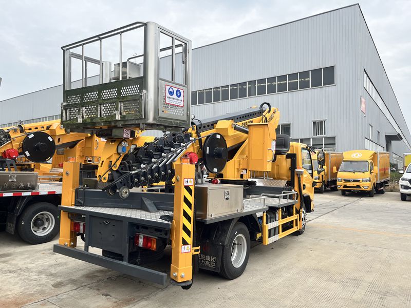 Aerial Work Vehicle Aerial Work Vehicle