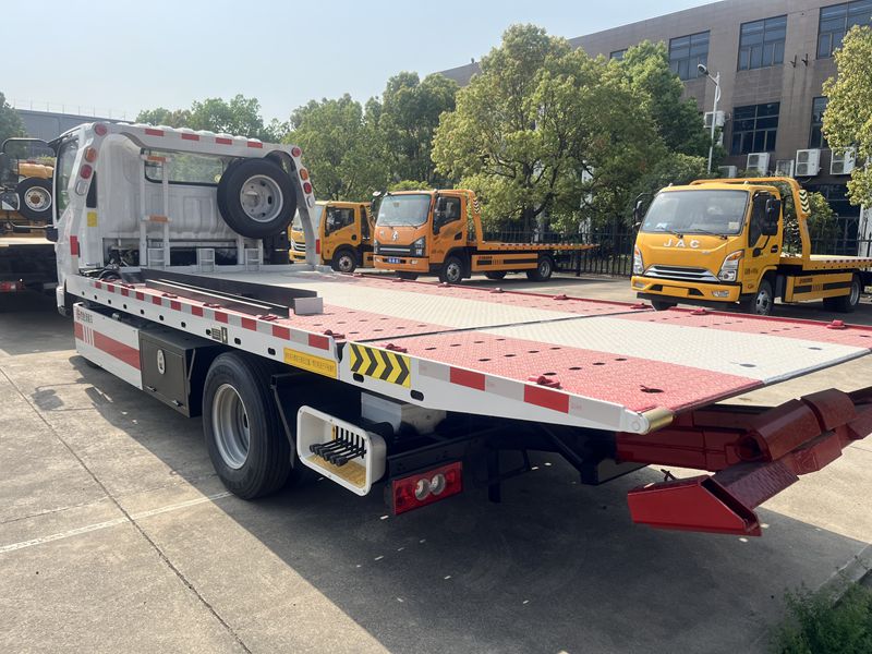 4 * 2 Blue Brand Foton Oumako Road Rescue Vehicle