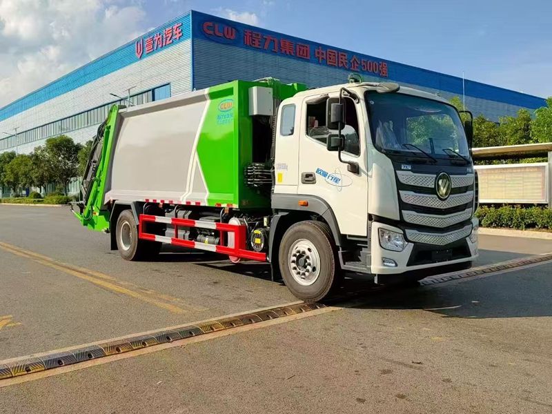 4 * 2 Foton compressed garbage truck