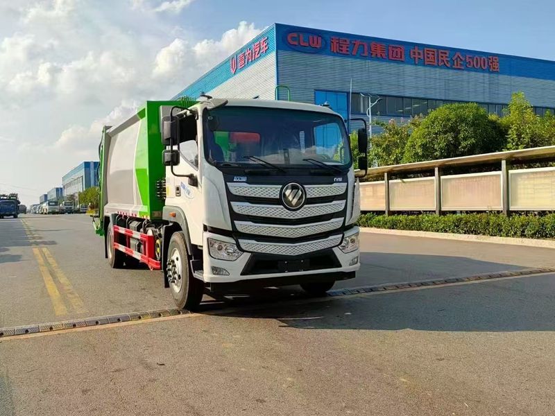4 * 2 Foton compressed garbage truck