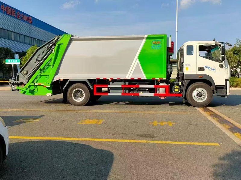 Garbage truck Garbage truck