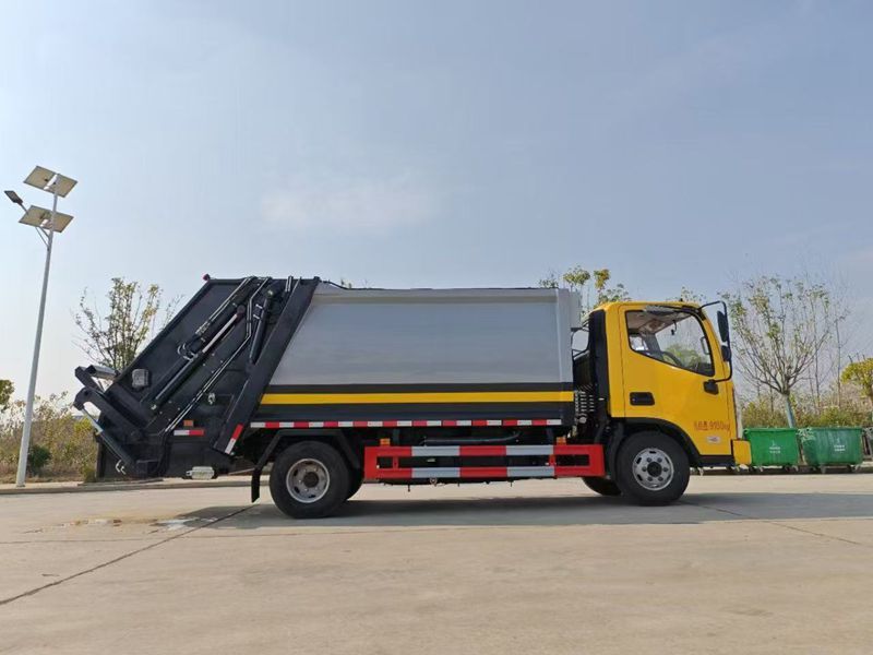 4 * 2 Futian City Clean Compressed Garbage Truck