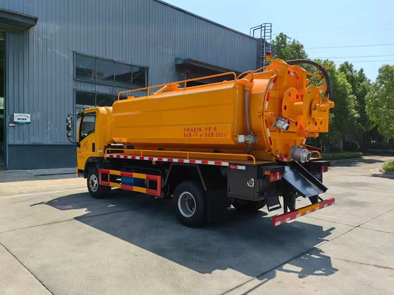 suction sewage truck suction sewage truck