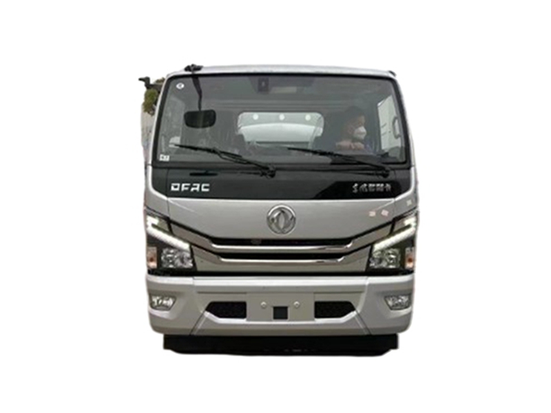 4*2 5 tons dongfeng oil tanker car