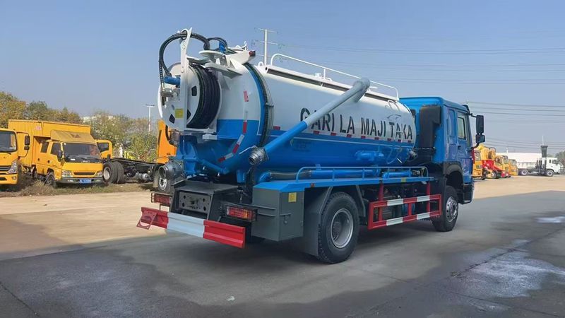 sewage suction vehicle sewage suction vehicle