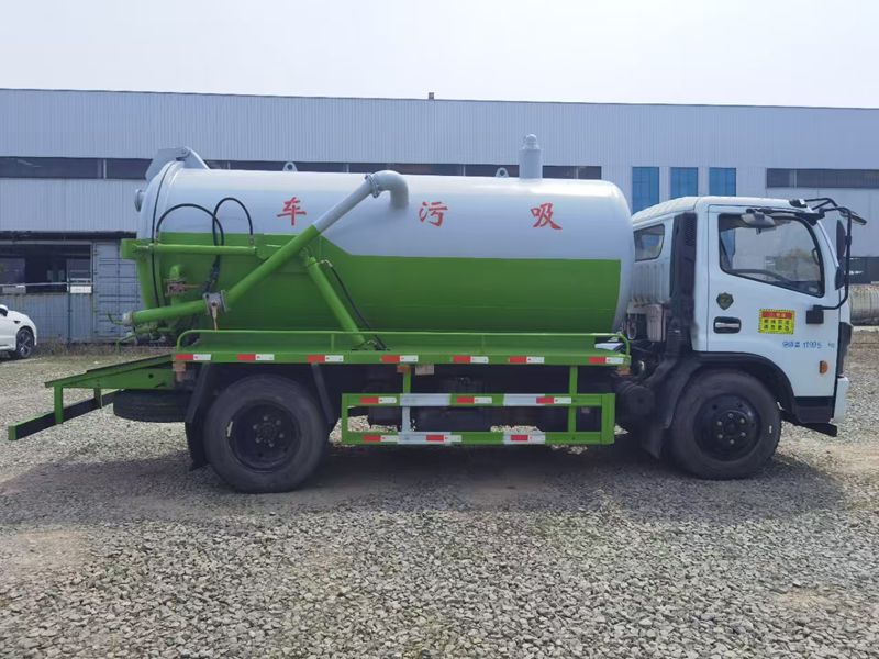 sewage suction truck price