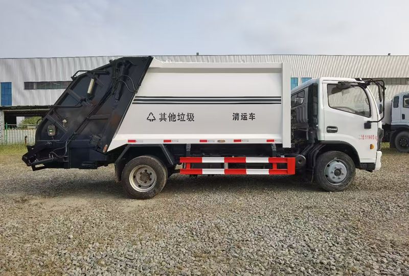 trash trucks trash trucks
