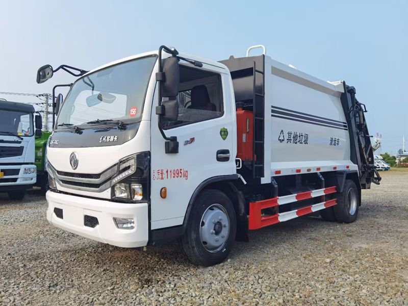 Garbage truck Garbage truck