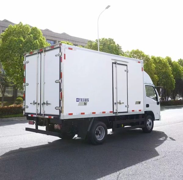 Refrigerated Truck Refrigerated Truck