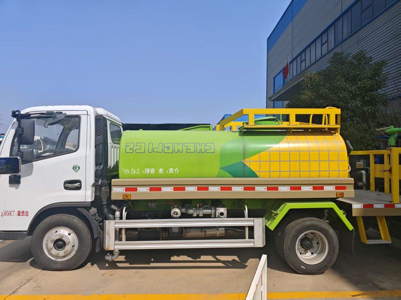 Dongfeng sprinkler truck Dongfeng sprinkler truck