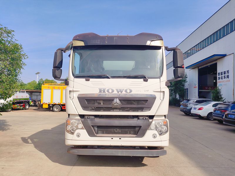 Oil tank truck Oil tank truck